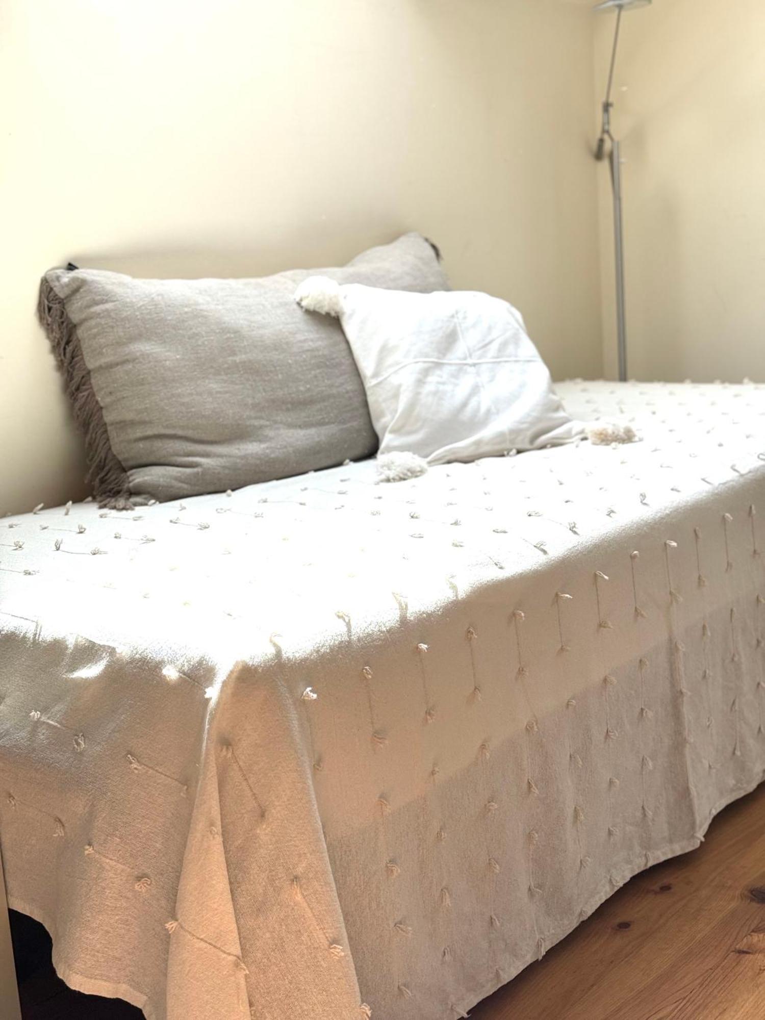 Le Moulin D Olivet Bed & Breakfast Orbigny Екстериор снимка