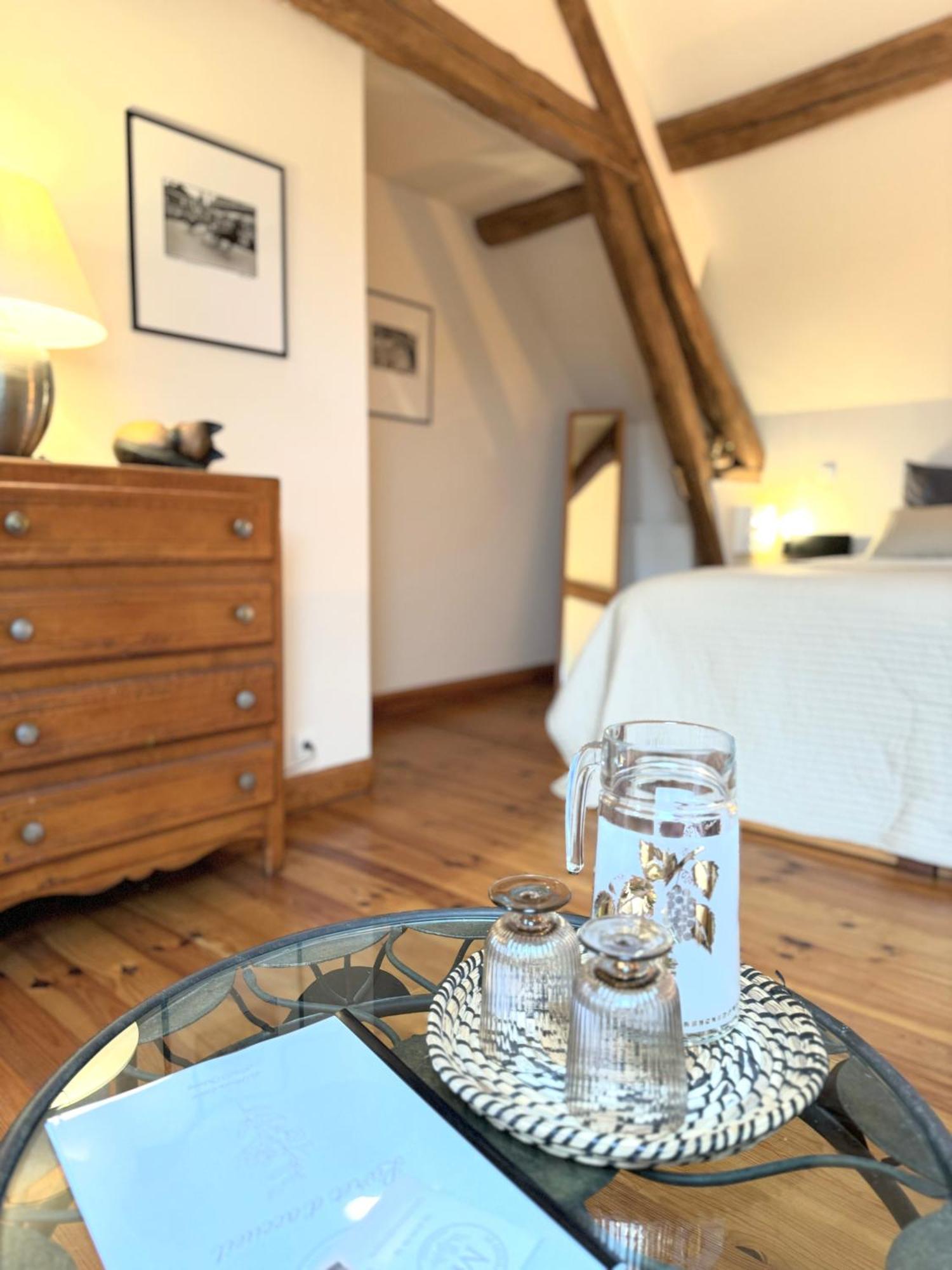 Le Moulin D Olivet Bed & Breakfast Orbigny Екстериор снимка