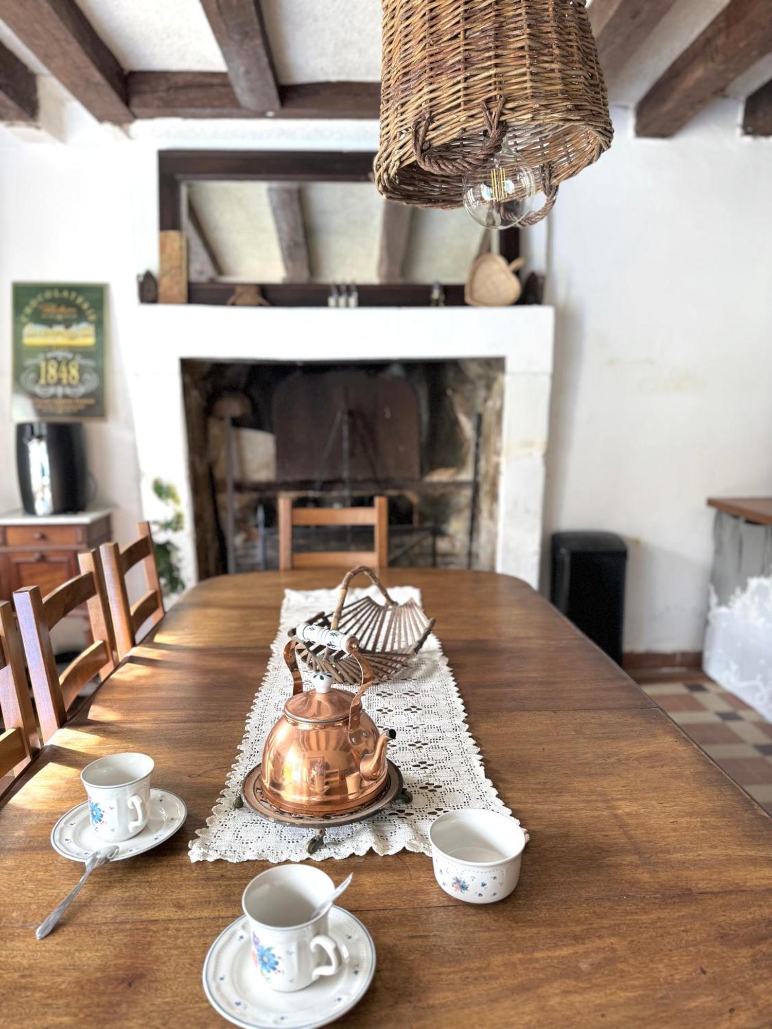 Le Moulin D Olivet Bed & Breakfast Orbigny Екстериор снимка